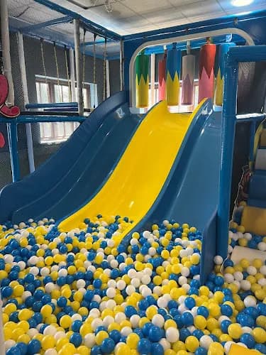 Giggleville Soft play