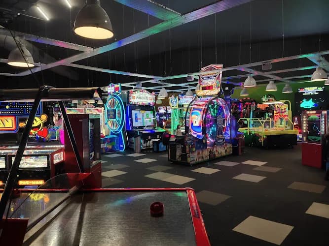 Tenpin Feltham
