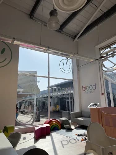 Brood Play Cafe