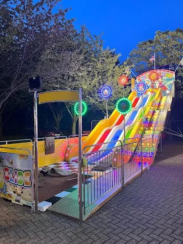 Davis amusements for hire