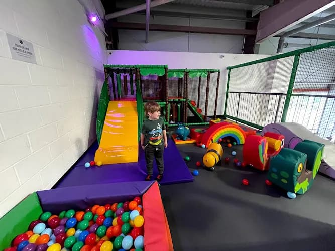 Bounce Central Oldham