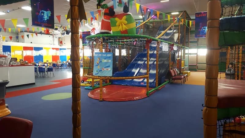 Raze the Roof, Family Entertainment Centre