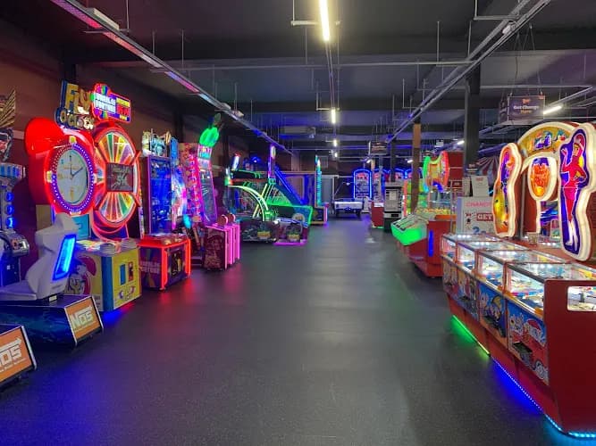 Airtastic Entertainment Centre Craigavon – Bowling, Mini Golf, Soft Play, Arcade, NY Kitchen