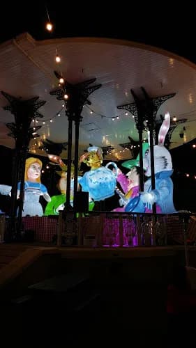 Alice in winterland
