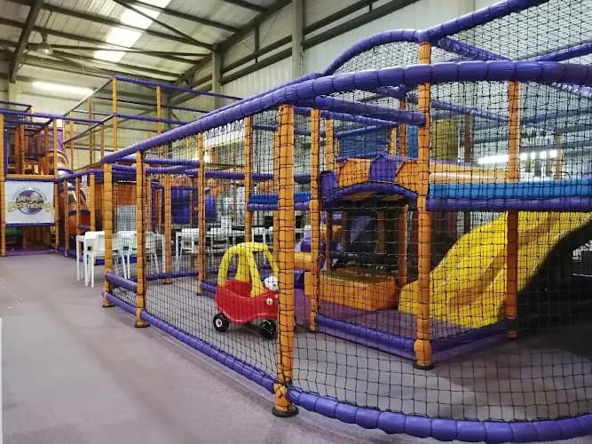 Jam Jam Boomerang Indoor Play, Party and Lazer Venue