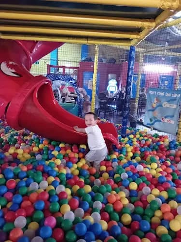 Unicorn Wacky Warehouse
