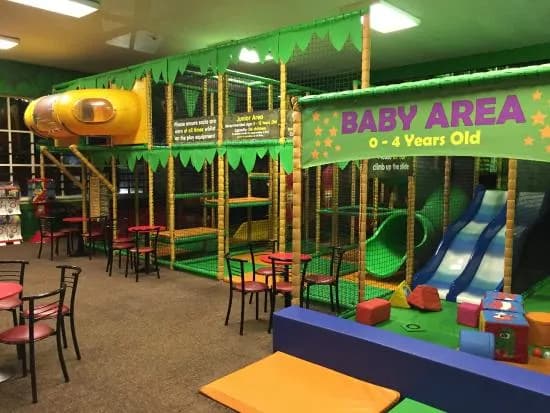 Ali Bongos Play Barn at Pastures Lodge
