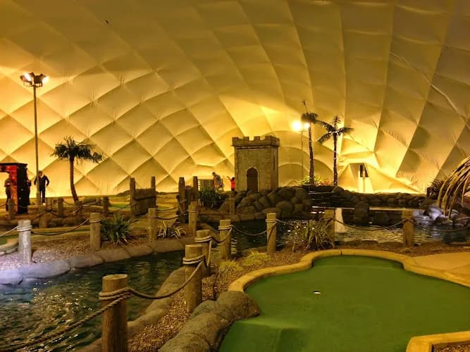 Adventure Golf Island