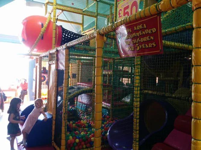 Wacky Warehouse - Generous Pioneer