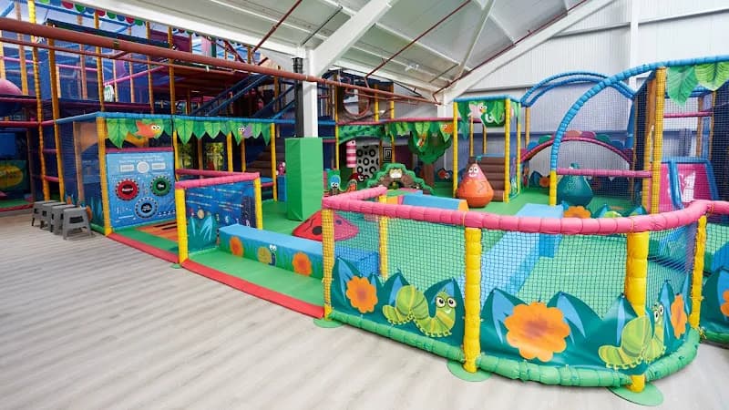 Grass Hoppers Indoor & Outdoor Play (Tong Garden Centre)